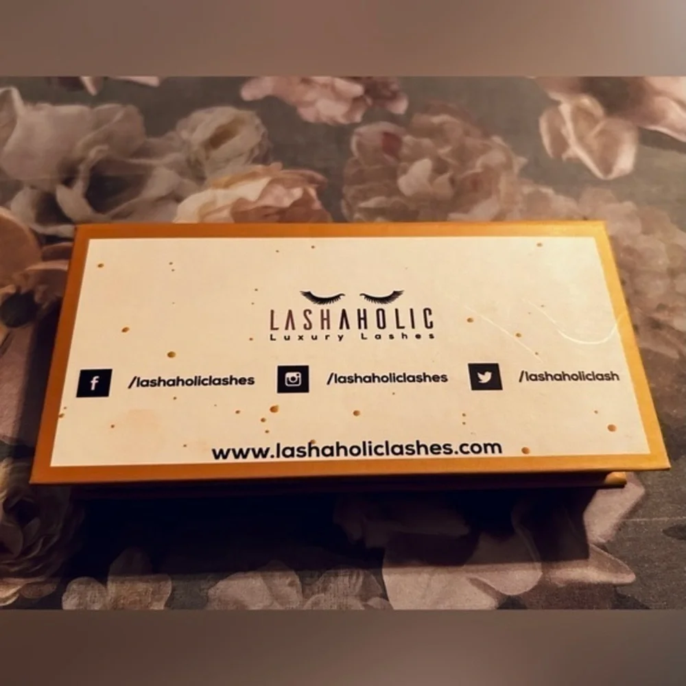 Lashaholic Instaglam artificial silk lashes, brand new!